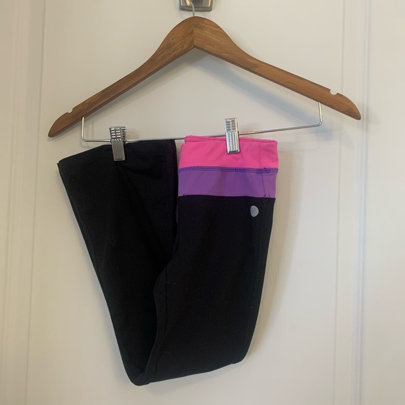 SOLDD!!! LITTLE GIRLS FLARE YOGA LEGGING - Picture 1 of 4